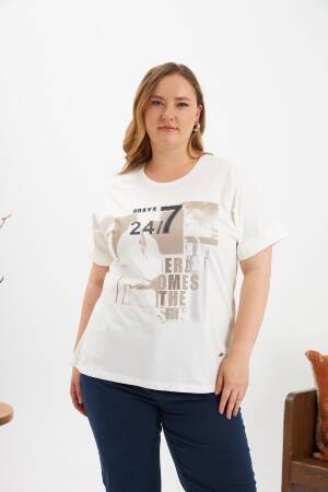 White Casual Tshirt With Letter Print - Plus Size