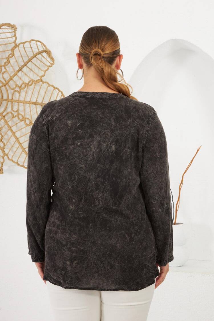 Black Plus Size Casual Blouse With Notched Neck