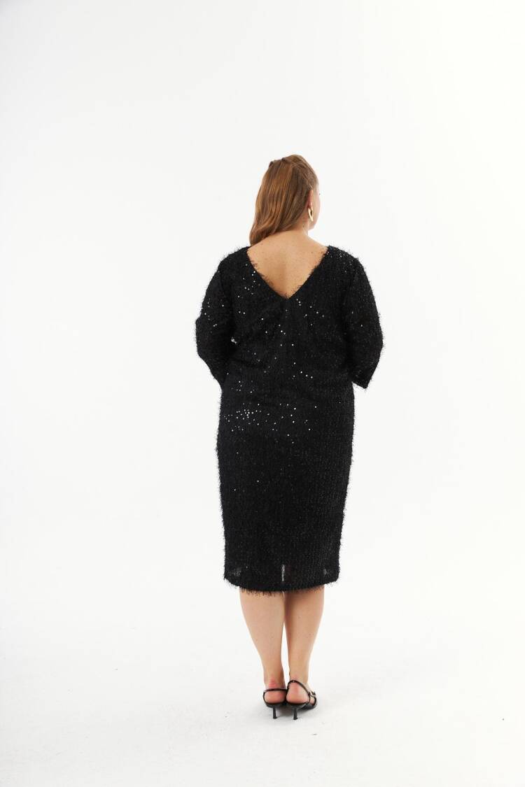 Elegant Black Sequined Plus Size Shift Dress