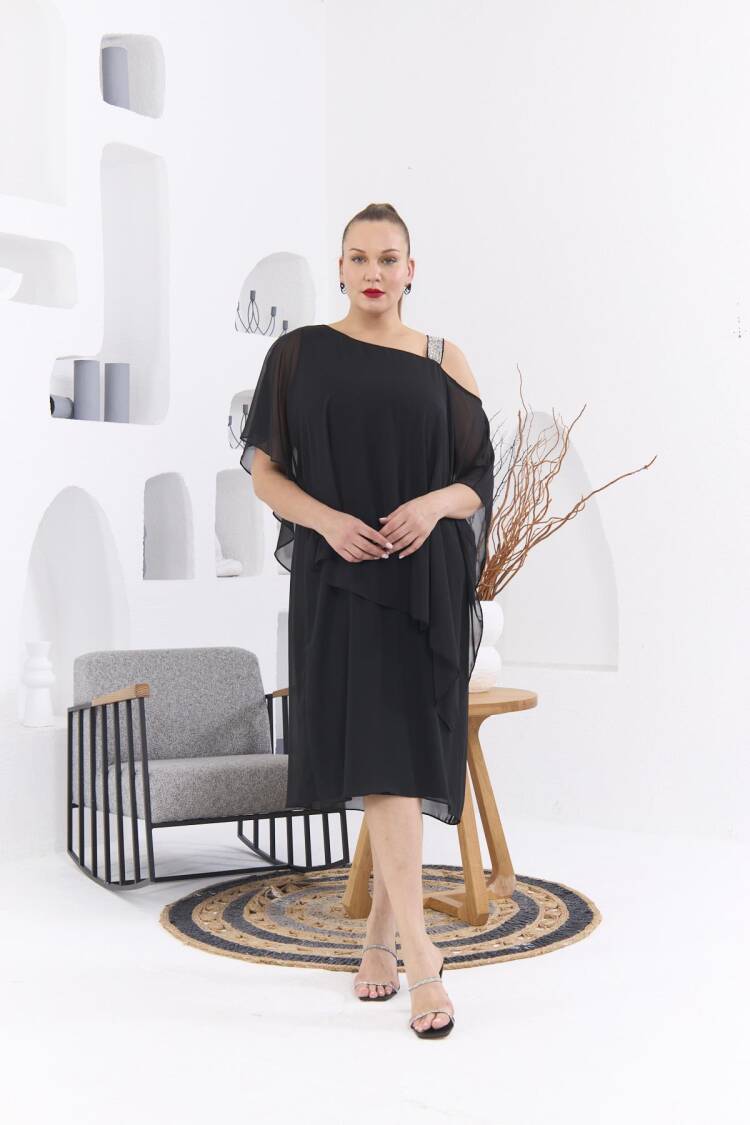 Elegant Plus Size Sleeveless Shift Dress