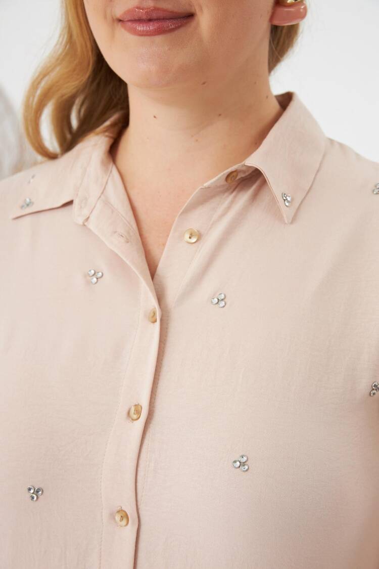 Beige Plus Size Casual Elegant Shirt