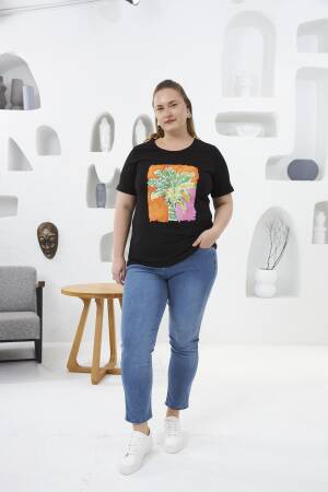 Casual Plus Size Tshirt With Tropical Pattern