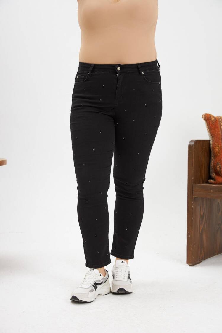 Mom Jeans With Polka Dot Pattern