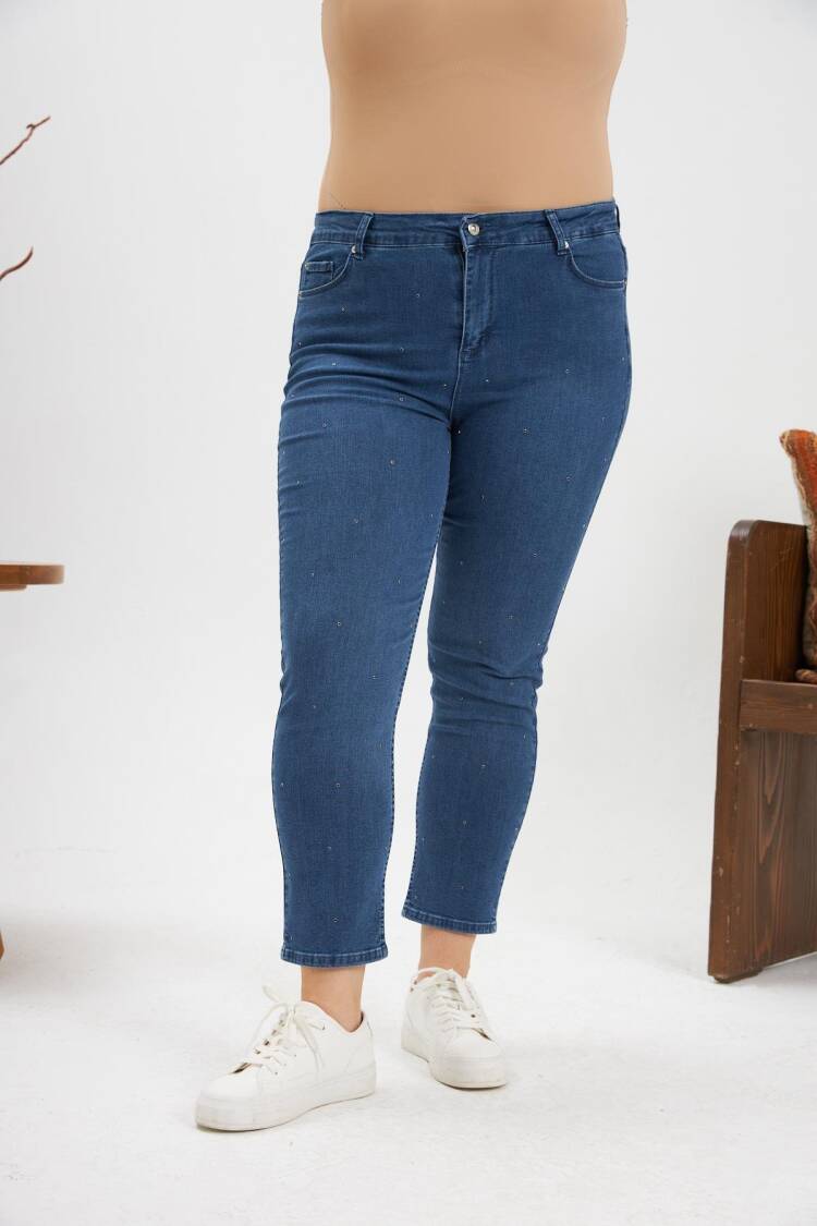 Casual Mom Jeans With Skinny Leg