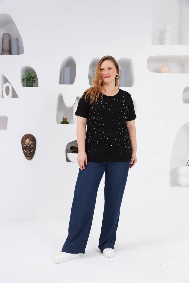 Plus Size Glam Tshirt With Sequined Detail