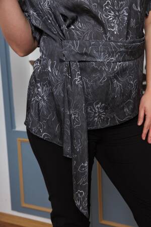 Elegant Plus Size Blouse