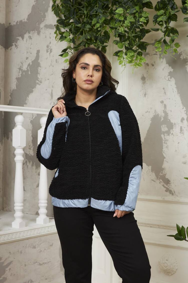 Teddy Coat With High Collar And Zip Closure