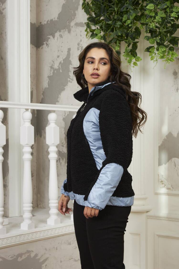 Teddy Coat With High Collar And Zip Closure