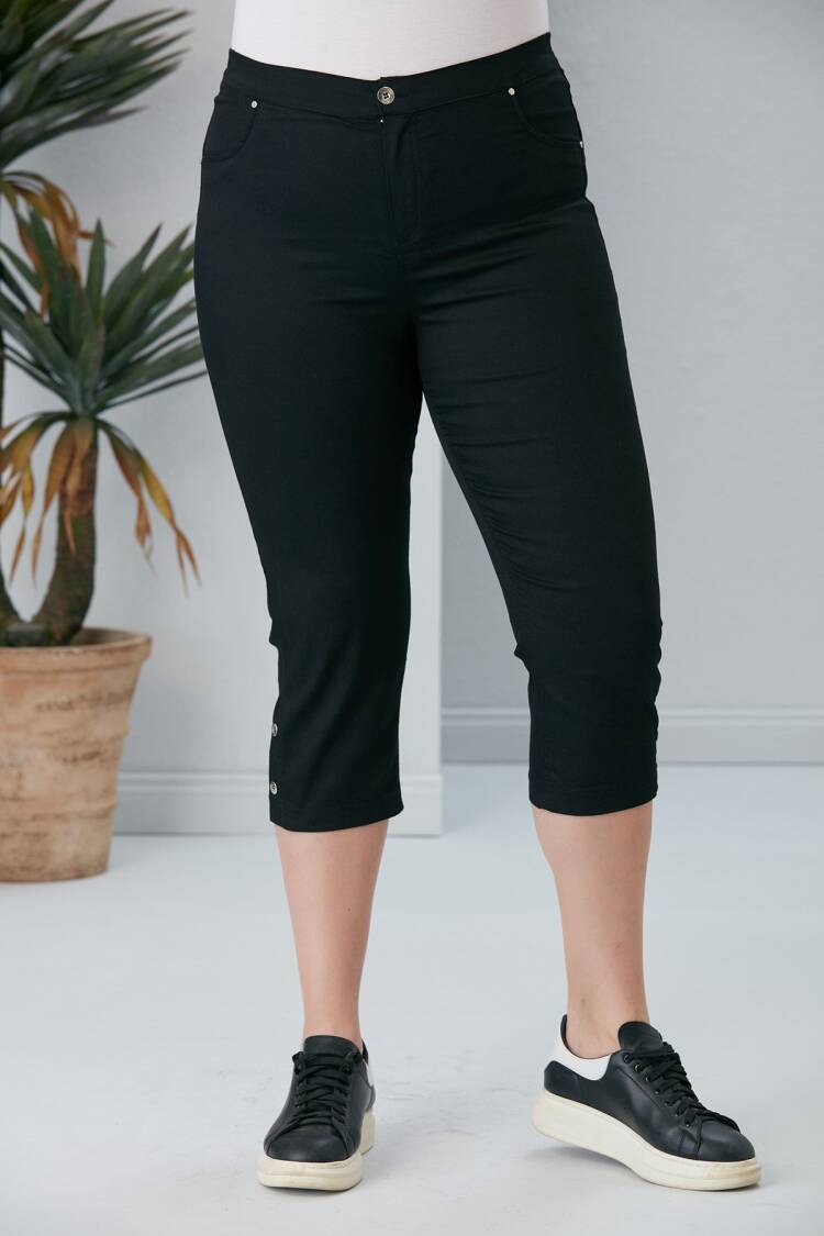 Casual Tapered Capri Pants