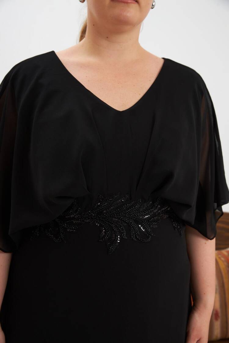 Elegant Black Plus Size Wrap Dress With V-Neck