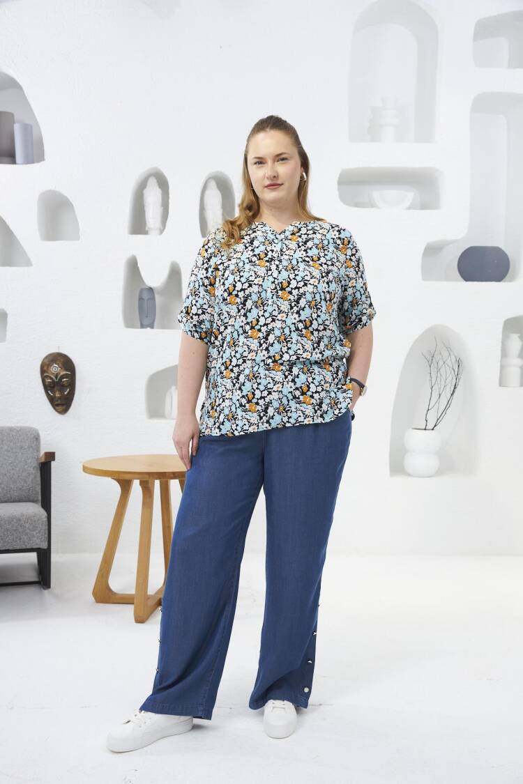Chamomile Print Dominant Collar Plus Size Blouses Baby Blue