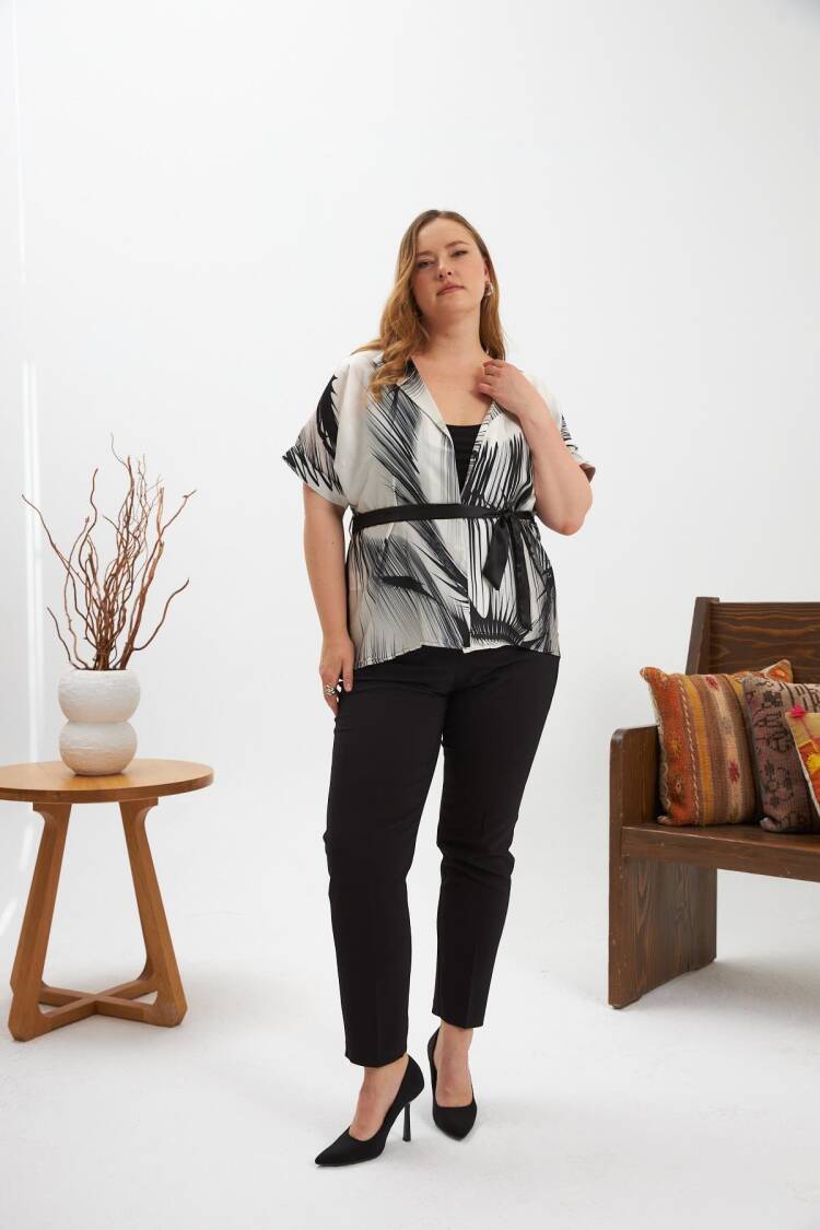 Black Plus Size Casual Elegant Blouse