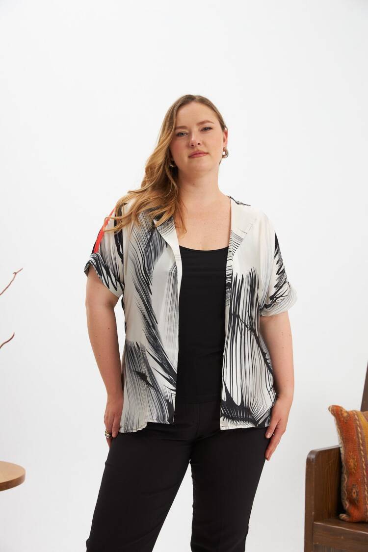 Black Plus Size Casual Elegant Blouse