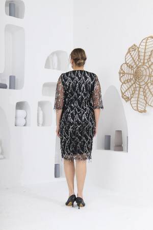 Elegant Black Sequined Sheath Dress