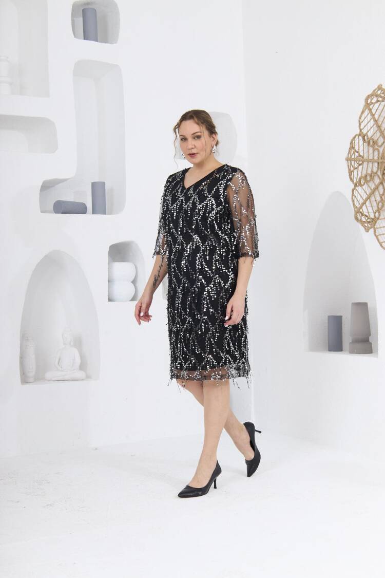 Elegant Black Sequined Sheath Dress