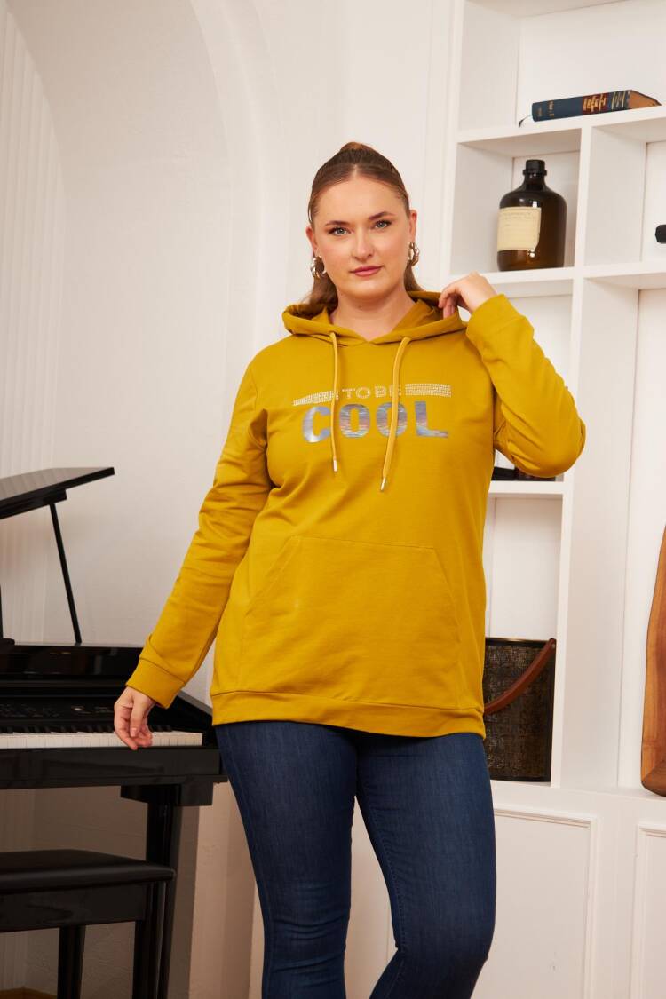 Sweatshirt With Hooded Neck And Letter Print