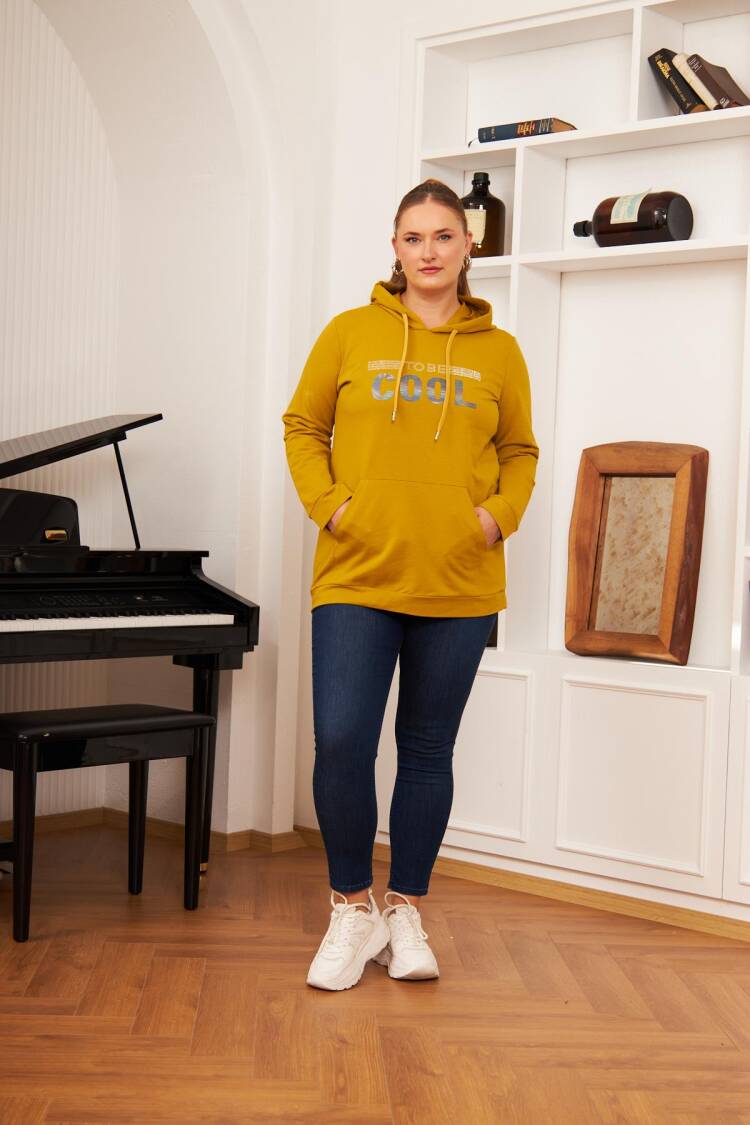 Sweatshirt With Hooded Neck And Letter Print