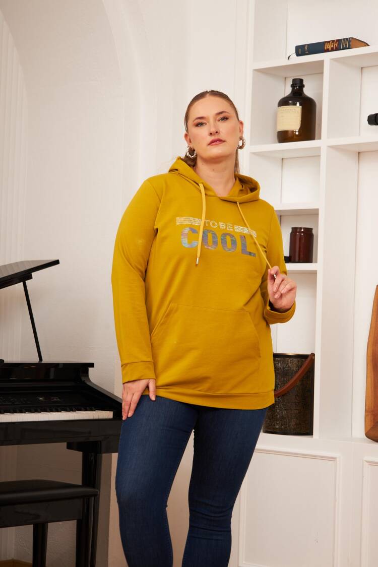 Sweatshirt With Hooded Neck And Letter Print
