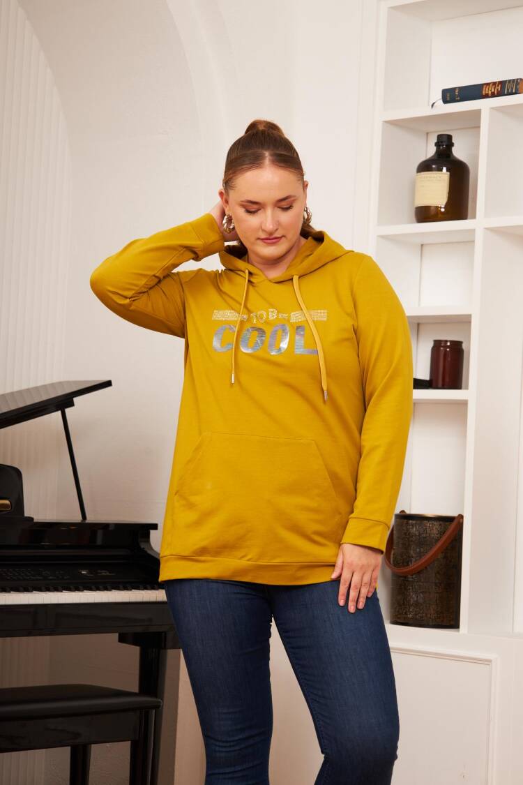 Sweatshirt With Hooded Neck And Letter Print