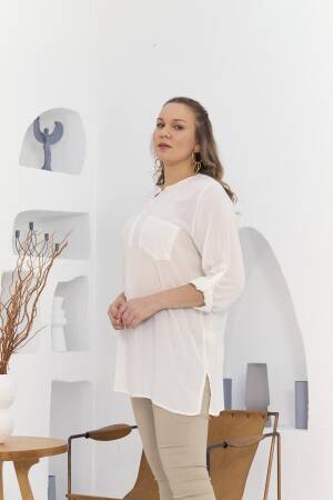 White Elegant Blouse With 3/4 Straight Sleeves