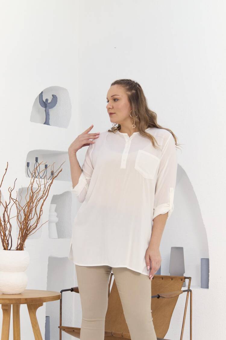 White Elegant Blouse With 3/4 Straight Sleeves