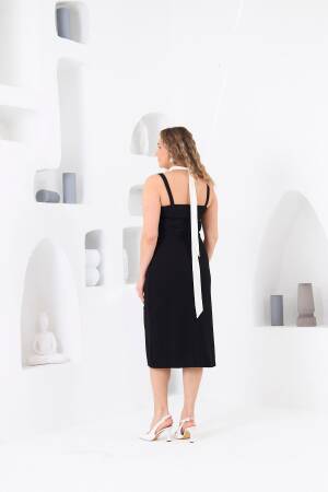 ElegantSheath Dress With Square Neck