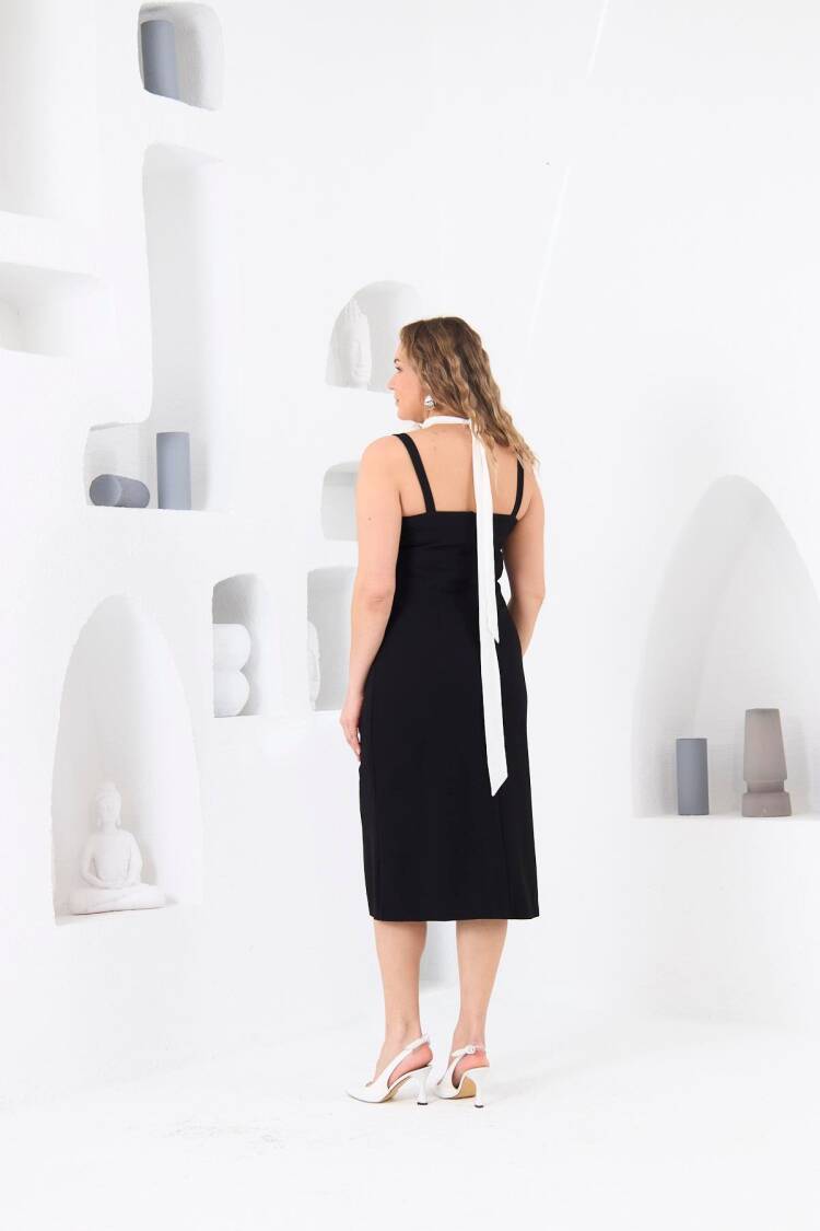 ElegantSheath Dress With Square Neck