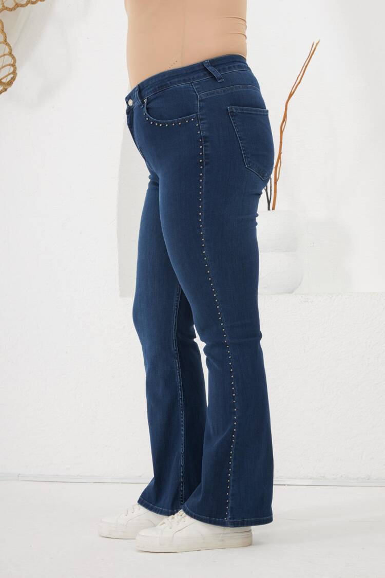 Blue Casual Plus Size Mom Jeans With Flare Leg