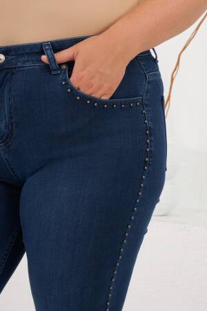 Blue Casual Plus Size Mom Jeans With Flare Leg