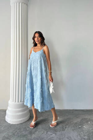 Sleeveless Sweetheart Neck Slip Dress
