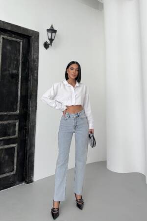 Blue Mom Jeans With High Waist And Straight Leg