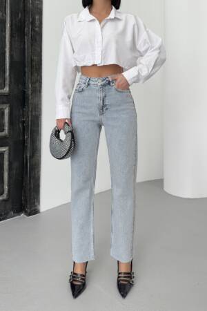 Blue Mom Jeans With High Waist And Straight Leg