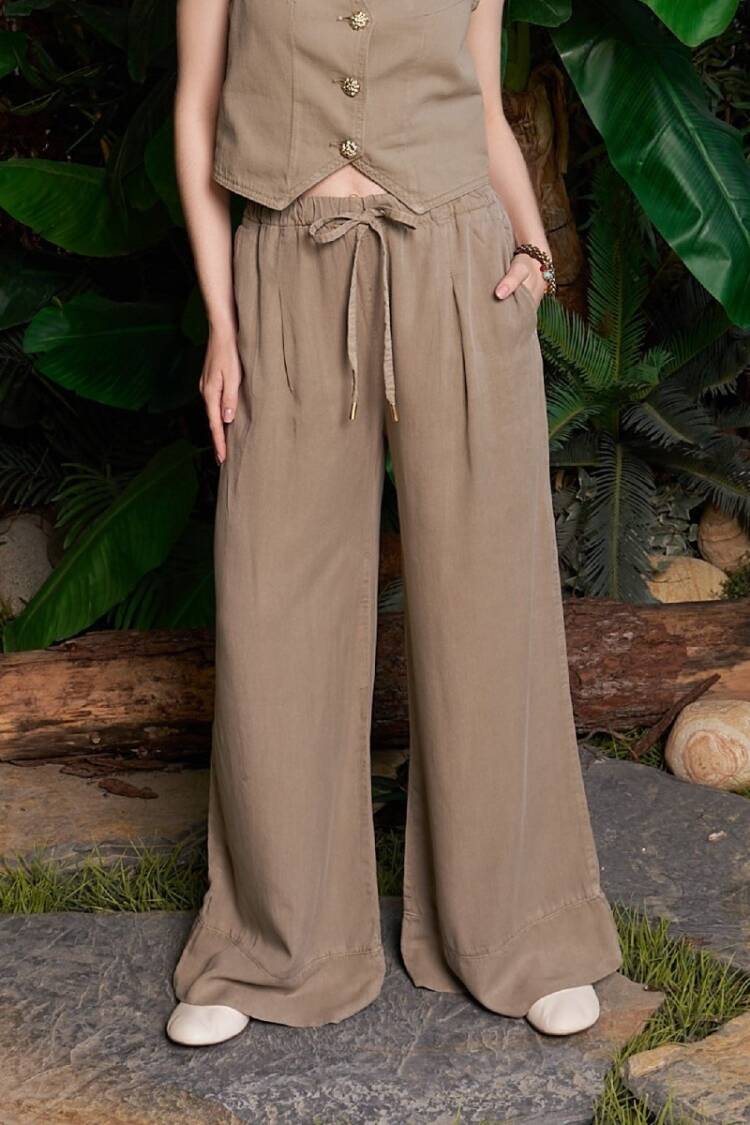Elastic Linen Pants With Leg Detail