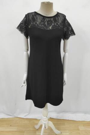 Elegant Black Floral Blouse With Short Sleeves