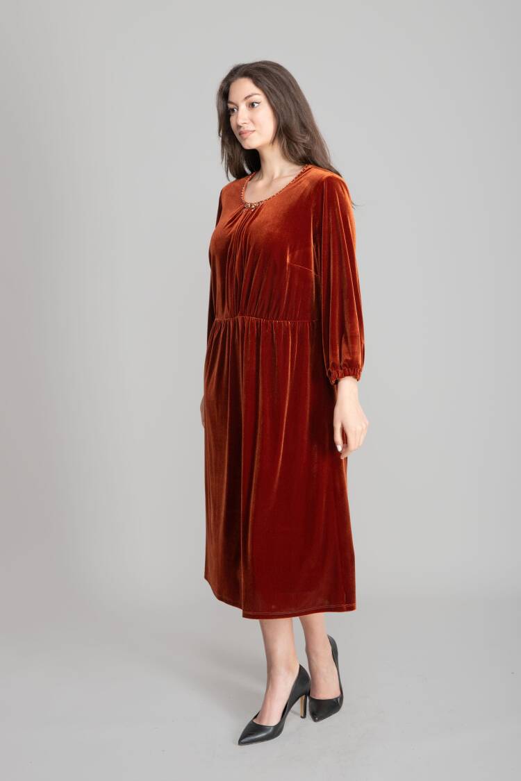Elegant Brown A-Line Dress With Round Neck
