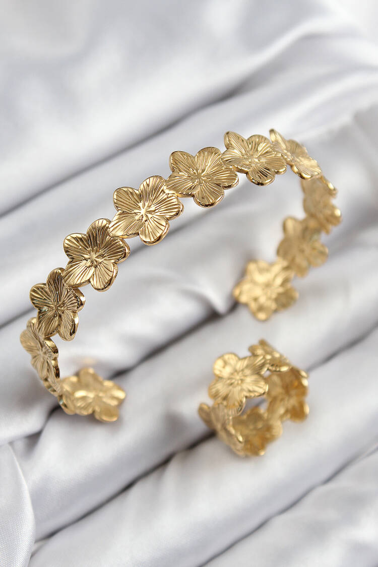 Brass Flower Pattern Gold Color Bangle Ring Set