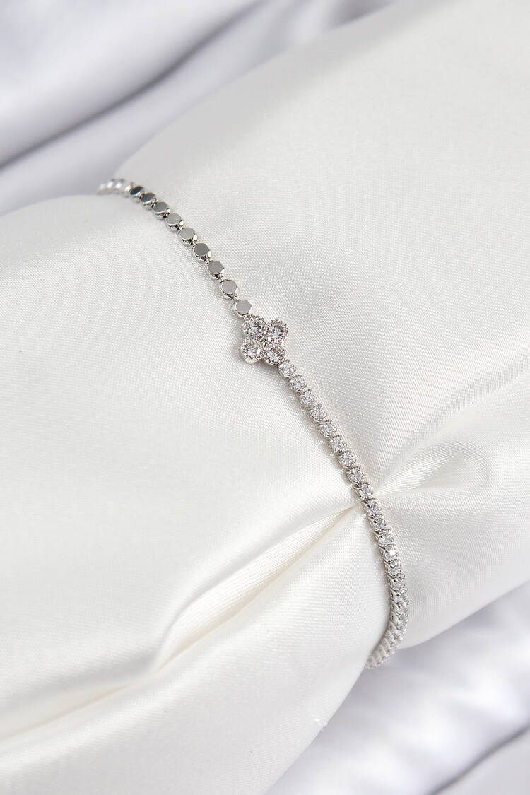 Brass Zircon Stone Clover Pattern Crush Chain Silver Color Women's Bracelet