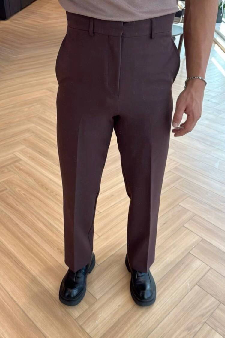 Tapered/Carrot Pants With High Waist