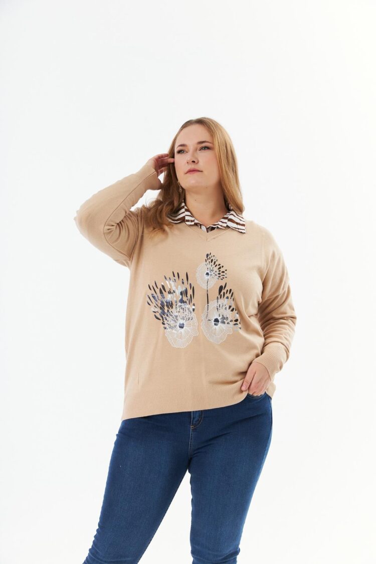 Beige Plus Size Casual Modest Blouse