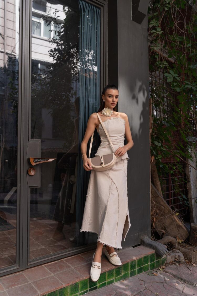 Diva Contrast Design Crossbody Bag