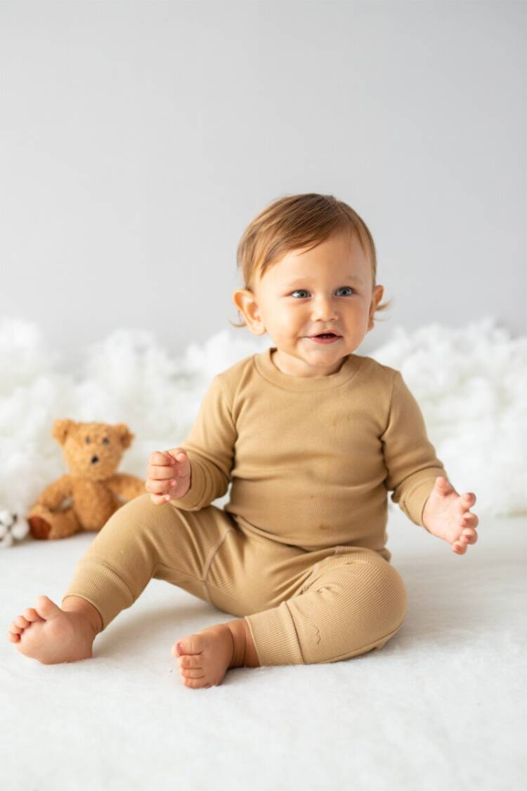 Wholesale 2-Piece Baby Boys Body Sets with Pants Gots Certificate 100% Organic 0-36M - Brand: Zeyland - Kids & Baby Clothes Wholesale - Globality Store