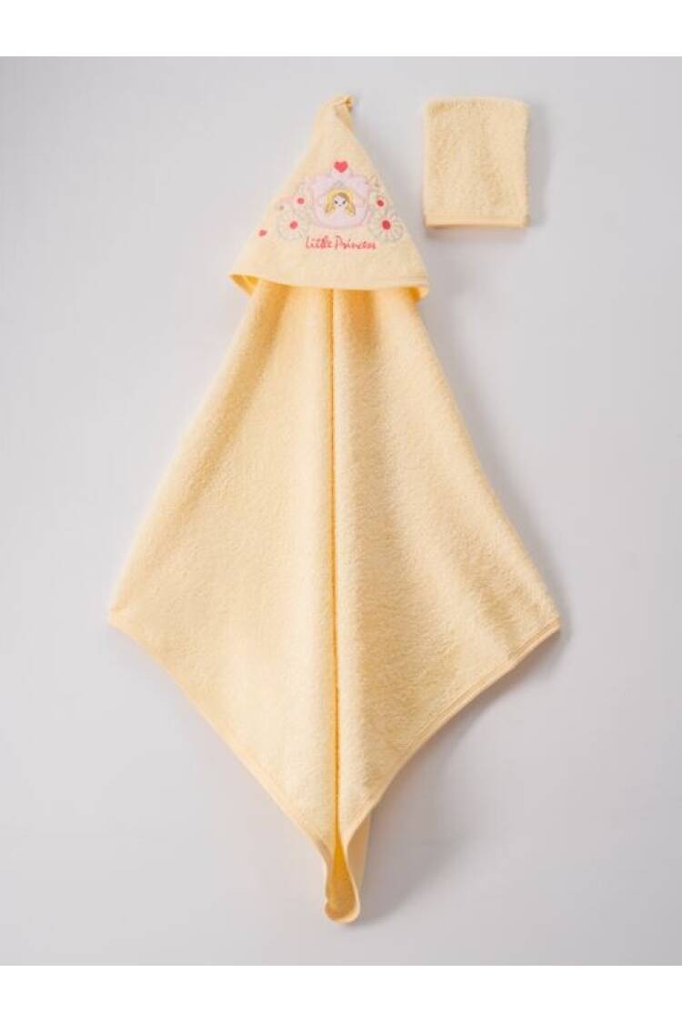 Wholesale 2-Piece Baby Girl Set with Scrub Mitt and Towel 72x80 - Brand: Ramel Kids - Kids & Baby Clothes Wholesale - Globality Store