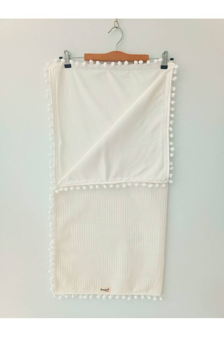 Wholesale Baby Mozaic Pique Blanket 86x86 cm - Brand: Tomuycuk - Kids & Baby Clothes Wholesale - Globality Store