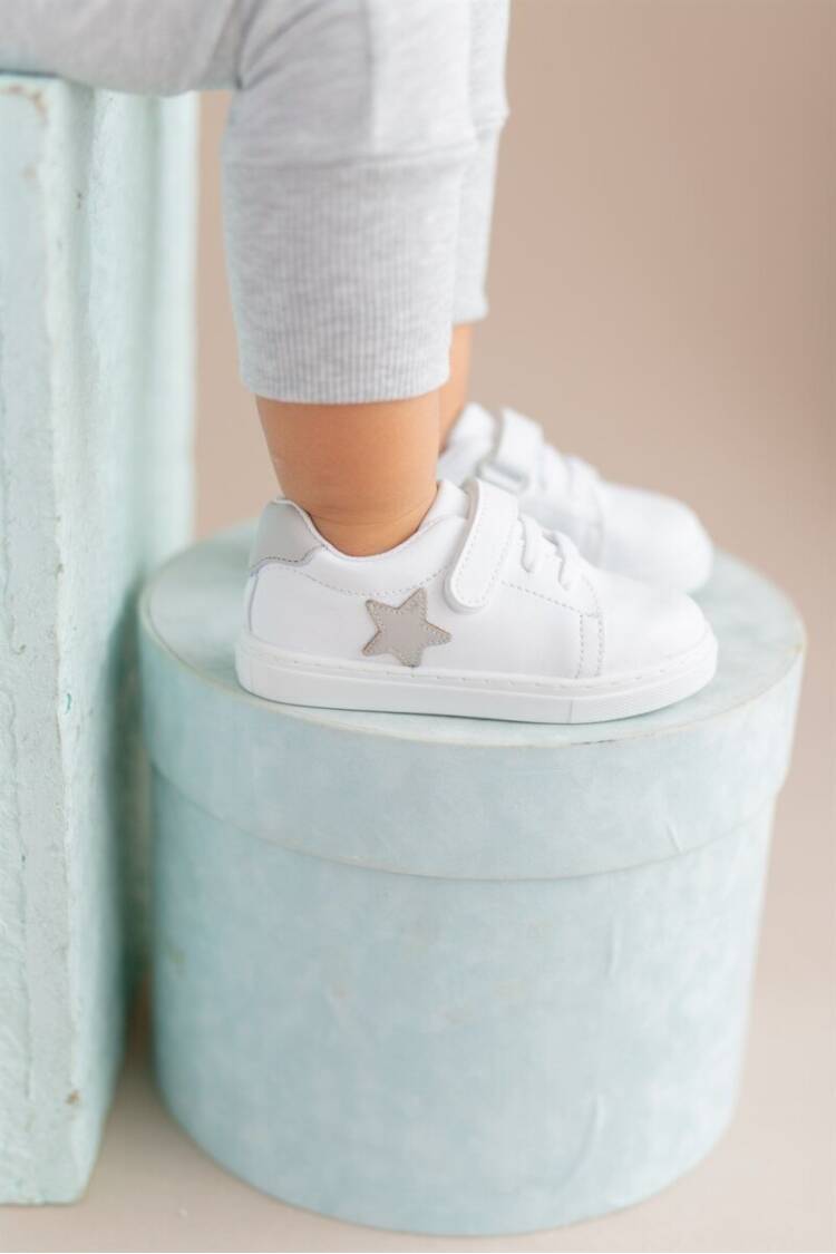 Wholesale Baby Unisex Sneakers 21-27 EU - Brand: Firststep - Kids & Baby Clothes Wholesale - Globality Store