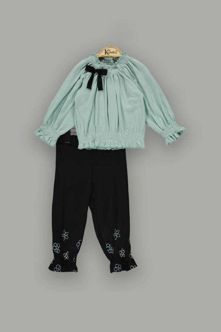 Wholesale Girls 2-Piece Pants Set with Blouse 2-5Y - Brand: Kumru Bebe - Kids & Baby Clothes Wholesale - Globality Store