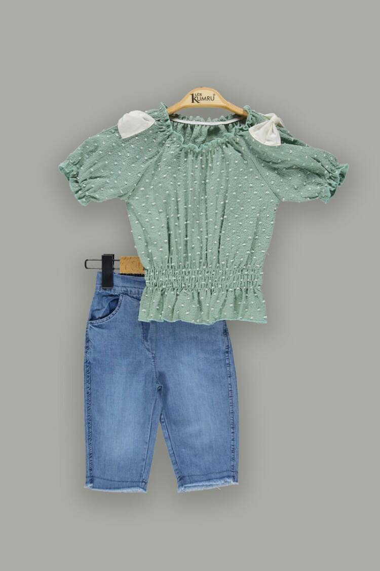 Wholesale Girls 2-Piece Sets with Spotted Blouse and Denim Shorts 2-5Y - Brand: Kumru Bebe - Kids & Baby Clothes Wholesale - Globality Store
