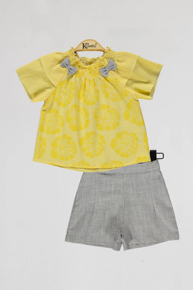 Wholesale Girls 2-Piece Shirts and Short Set 2-5Y - Brand: Kumru Bebe - Kids & Baby Clothes Wholesale - Globality Store