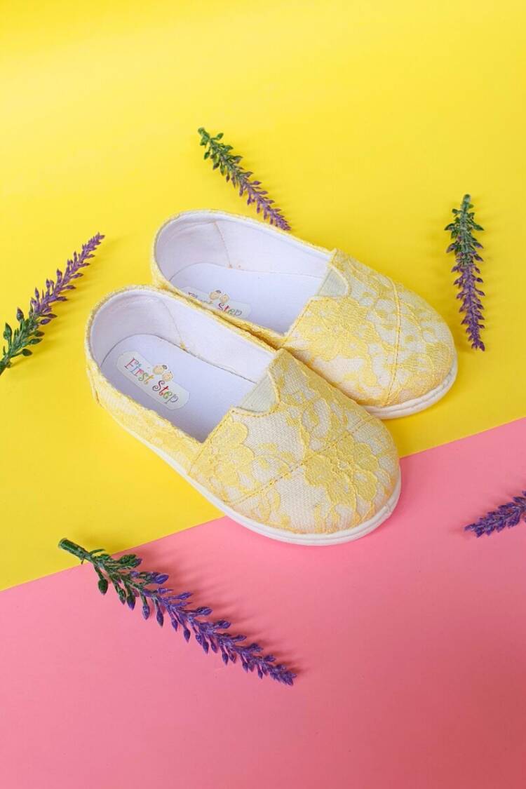 Wholesale Girls Flat Shoes 21-27EU - Brand: Firststep - Kids & Baby Clothes Wholesale - Globality Store