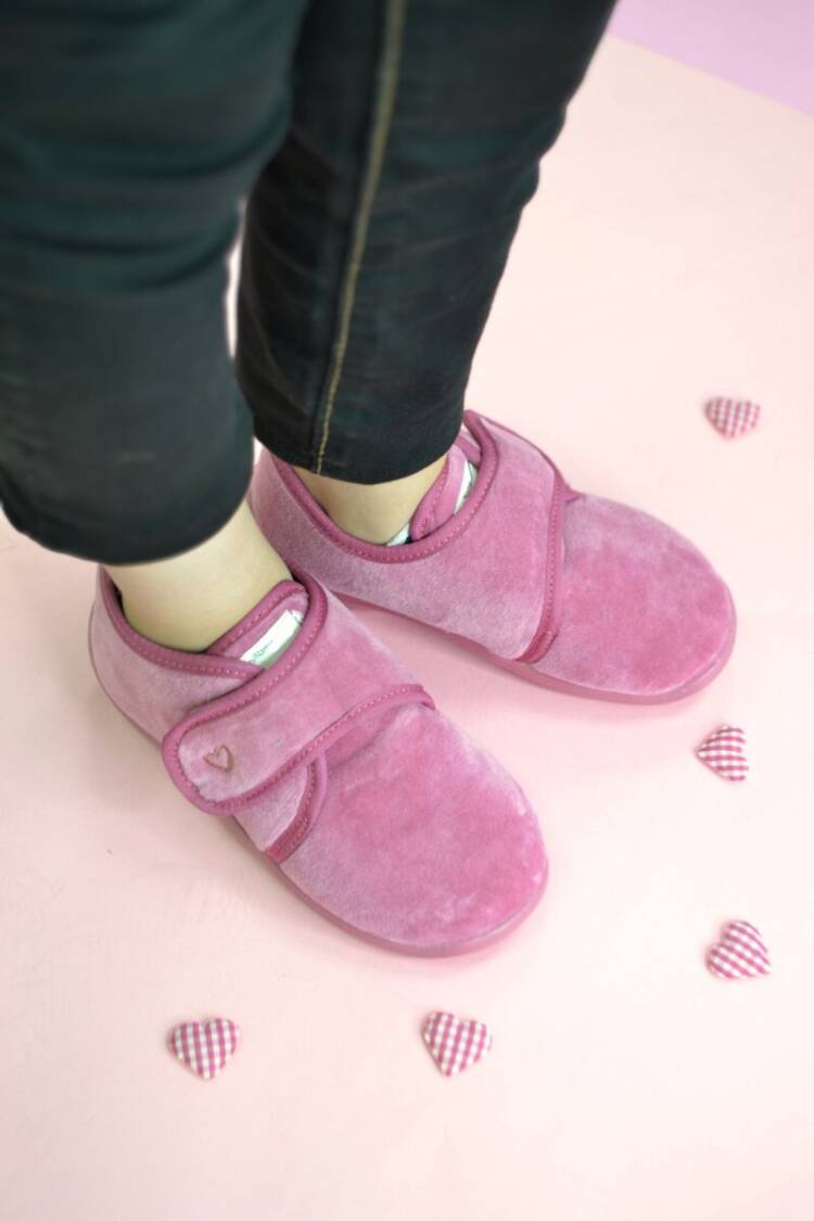 Wholesale Girls Slipshoe 23-29EU - Brand: Firststep - Kids & Baby Clothes Wholesale - Globality Store