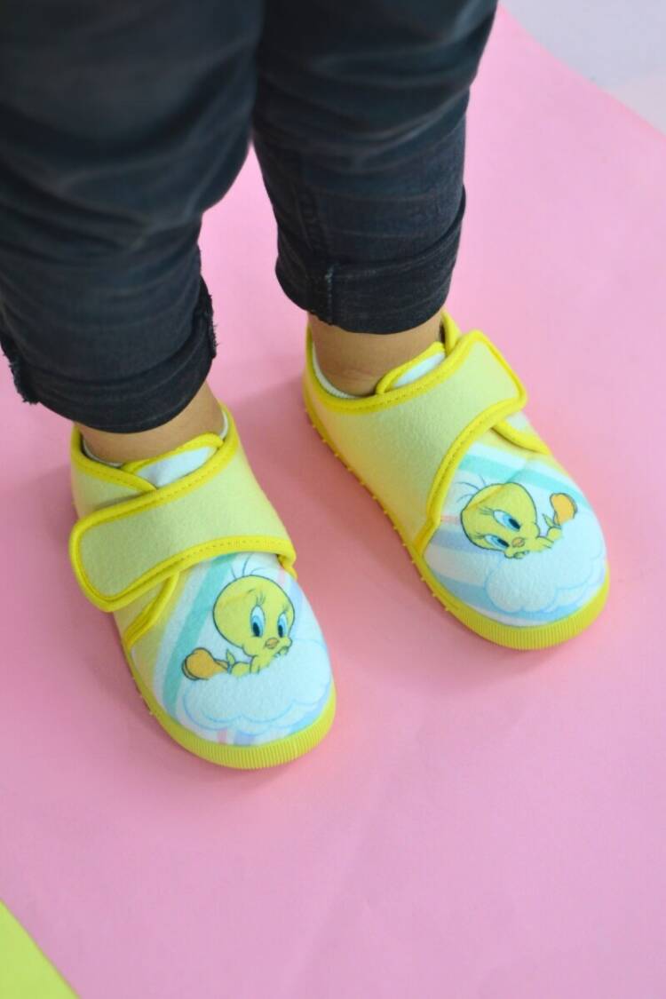 Wholesale Girls Slipshoes 26-31 EU - Brand: Firststep - Kids & Baby Clothes Wholesale - Globality Store